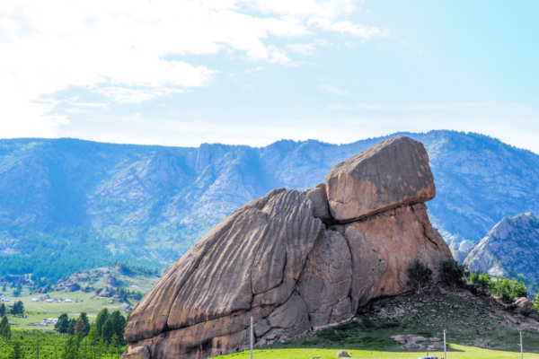 Turtle-Rock-Iconic-Symbol-of-Gorkhi-Terelj-National-Park